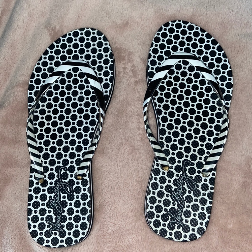 Vera Bradley Sandals
